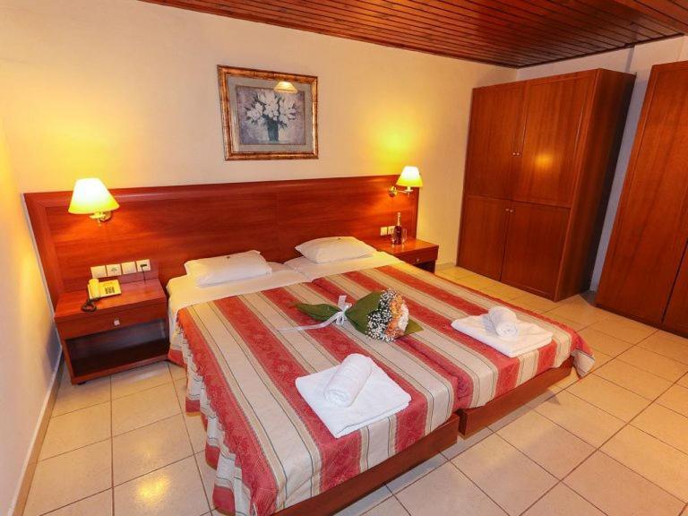 Spa Hotel Alex Loutra Edipsou  ภายนอก รูปภาพ